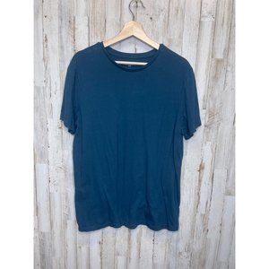 Goodfellow & Co size large T-shirt
